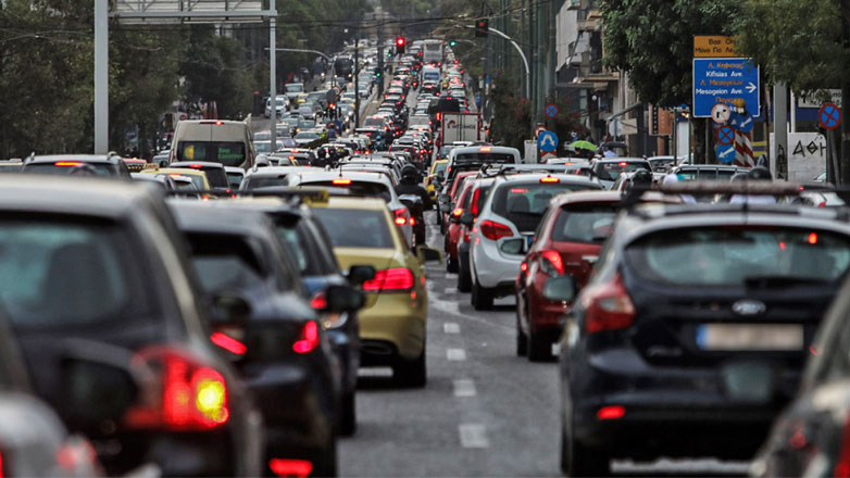 Οδική κίνηση: Προβλήματα σε Κηφισό κέντρο και Αττική Οδό