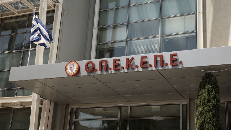 Νέοι διάλογοι των ΟΠΕΚΕ-παίδων, με γλώσσα μαφίας