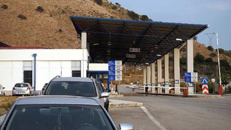 Συνελήφθη και ο Προϊστάμενος του Τελωνείου Μαυροματίου