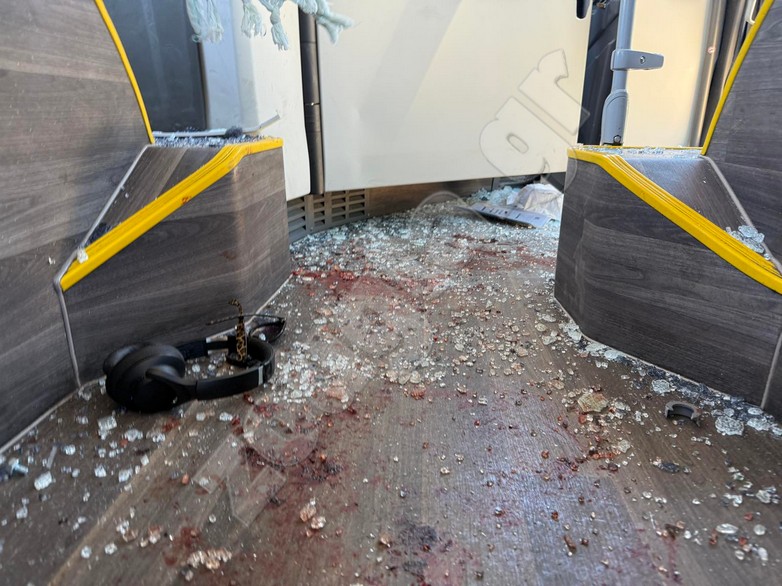 Accident rutier grav în Voula: 47 de răniți, inclusiv 17 copii, în coliziunea a două autobuze urbane Accident rutier grav în Voula: 47 de răniți, inclusiv 17 copii, în coliziunea a două autobuze urbane