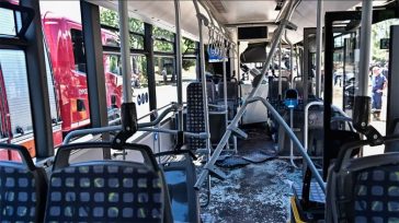 Σύγκρουση λεωφορείων στη Βούλα: Η οδηγός βρισκόταν σε 16ωρη βάρδια