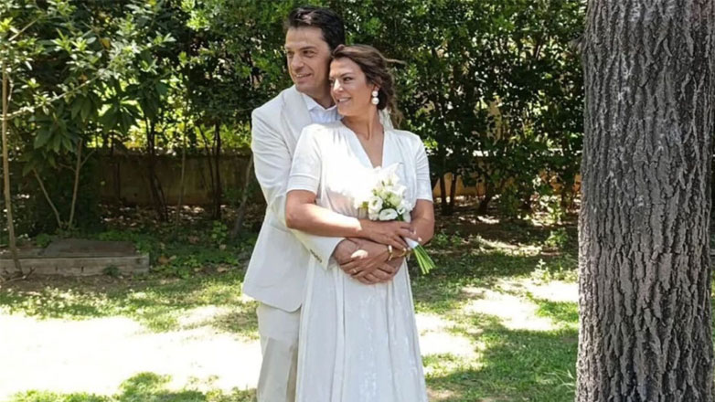 Χριστίνα Βραχάλη: Παντρεύτηκε με πολιτικό γάμο τον Βρετανό σύντροφό της, Γκράχαμ Γουντ