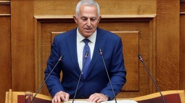 Αποστολάκης: Η Ελλάδα πρέπει να έχει σθεναρές θέσεις στα κυριαρχικά της δικαιώματα