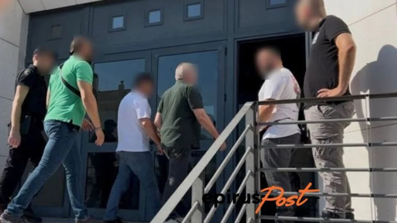 Ξηλώθηκε ολόκληρο το Τελωνείο Μαυροματίου στη Θεσπρωτία