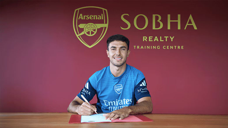 Η Άρσεναλ ανακοίνωσε τον Θουμπιμέντι