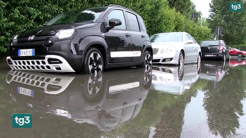 Μιλάνο: Μετά τον καύσωνα, ισχυρή νεροποντή με χαλάζι και δυνατό αέρα