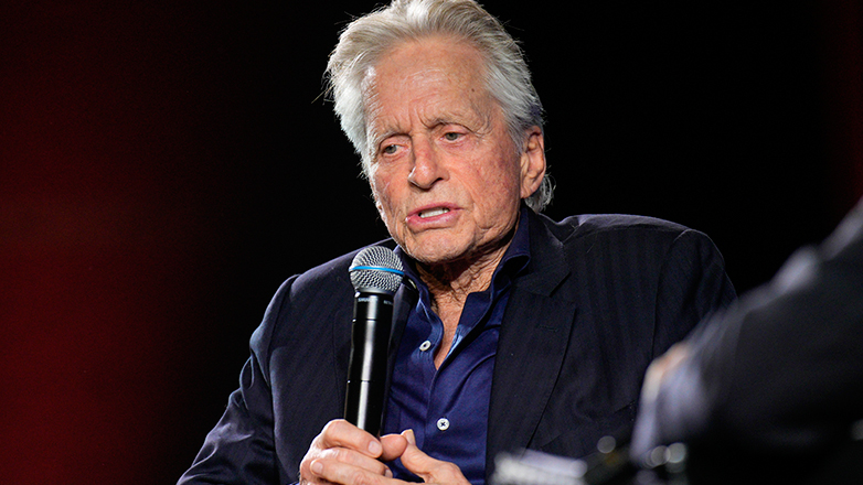 Μάικλ Ντάγκλας: «Δεν έχω καμία πρόθεση να ξαναπαίξω – Δε θέλω να πεθάνω στο πλατό»