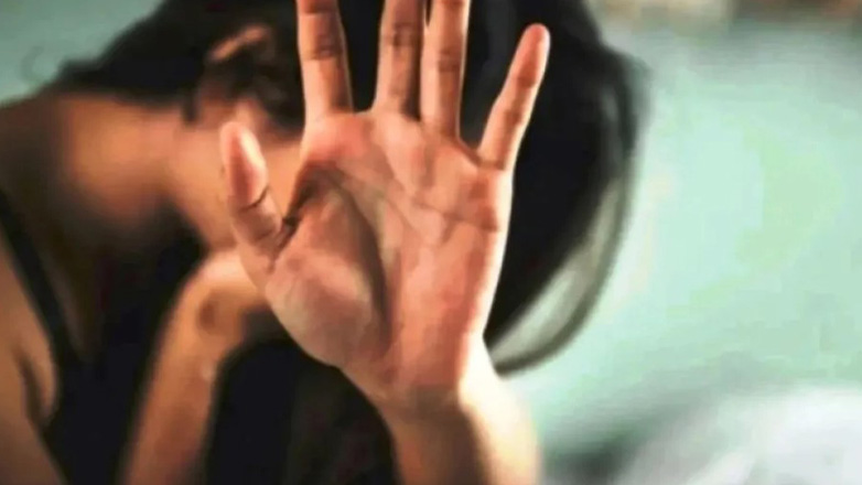 Ηράκλειο: Συνελήφθη 28χρονος που χτυπούσε στην κοιλιά την έγκυο σύζυγό του