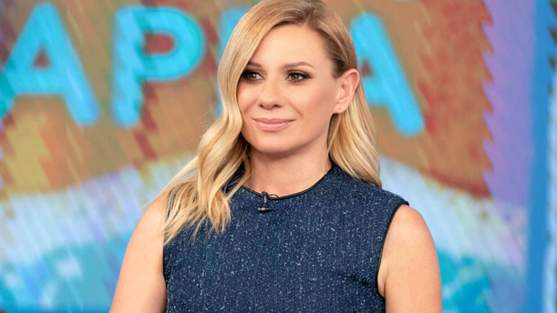 Κατερίνα Καραβάτου: Πρεμιέρα για το «Καλοκαίρι Παρέα» – «Επισήμως σας καλωσορίζω από τον αέρα του ΑΝΤ1»