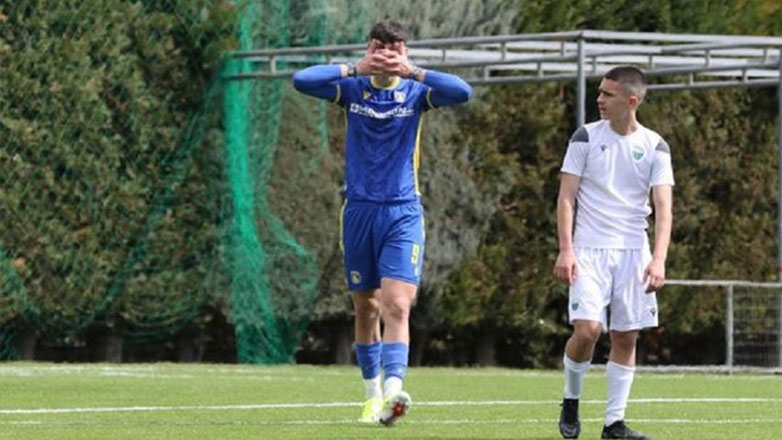 Ολυμπιακός: Υπογράφει ο Κωνσταντίνος Αγγελάκης