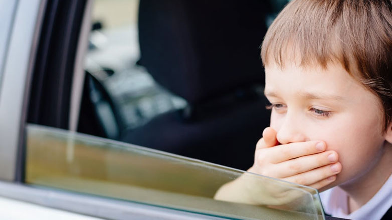 Σας πιάνει ναυτία και ζάλη όταν κινείστε με Ηλεκτρικό Ι.Χ.; Αυτός είναι ο επιστημονικός λόγος