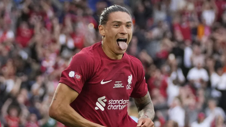 Νάπολι: Επίσημη πρόταση 50 εκατ. ευρώ στη Λίβερπουλ για τον Νούνιες