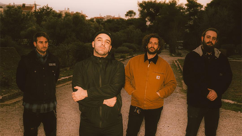 Οι Honeybadger παρουσιάζουν το νέο τους single «Panic Button»