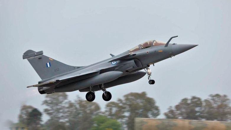 Θρίλερ με τους 4 Κινέζους που συνελήφθησαν να φωτογραφίζουν τα Rafale στην Τανάγρα