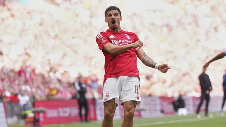 Κίνηση-ματ της Tότεναμ με Μόργκαν Γκιμπς-Γουάιτ!