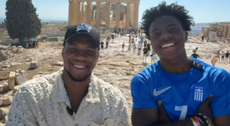 Βίντεο: Η στιγμή που ο Γιάννης Αντετοκούνμπο σπάει την καρέκλα που καθόταν στο livestream του IShowSpeed