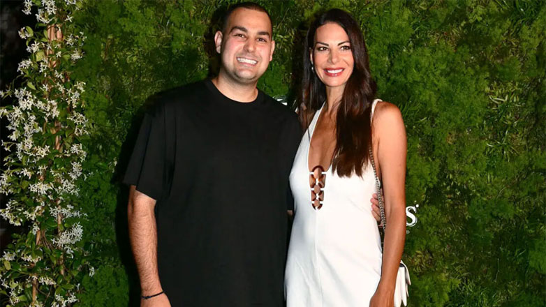 Εύη Βατίδου: Ξεσπά κατά του Αλέξη Κούγια μετά τη συνέντευξη του γιου τους: «Δούλευα σεζόν για να πηγαίνει με τις γκόμενες στα μπουζούκια»