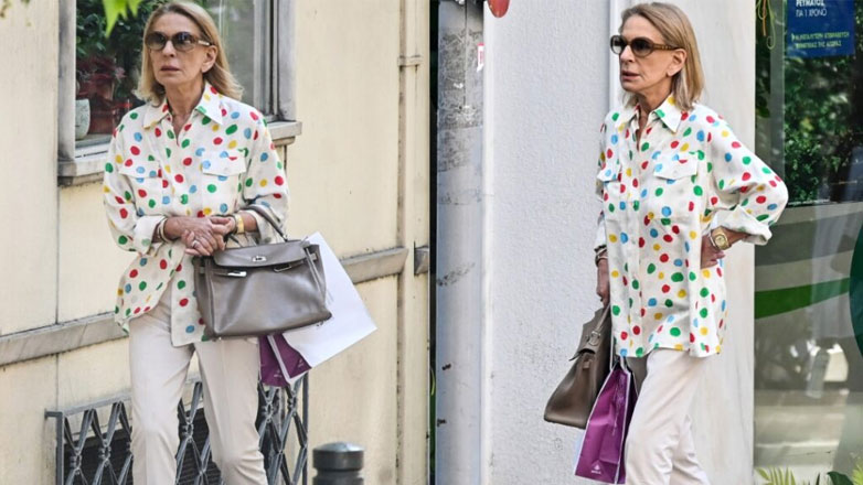 Όλγα Τρέμη: Σπάνια δημόσια εμφάνιση μετά από πολύ καιρό στο κέντρο της Αθήνας – Φωτογραφίες