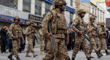 Ένοπλοι απήγαγαν και εκτέλεσαν εννέα επιβάτες λεωφορείων στο Πακιστάν