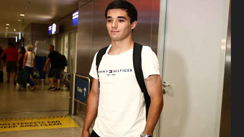 Στην Ελλάδα για τον Ολυμπιακό ο Νασιμέντο: «Είμαι έτοιμος να παίξω στο Champions League»