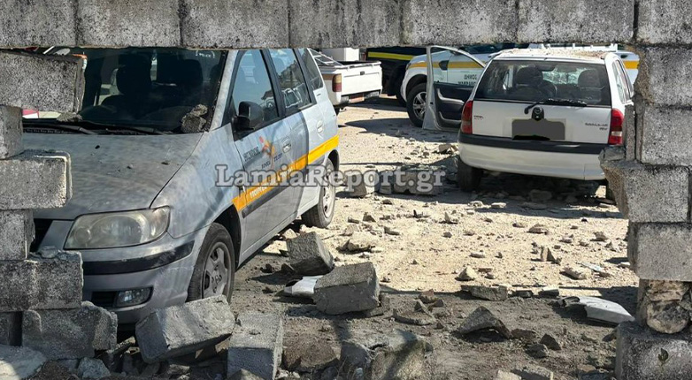 Φθιώτιδα: Δεν έπιασαν τα φρένα και πέρασε μέσα από τοίχο!