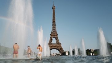 Η κλιματική υστερία κάνει τη Γαλλία να «στάζει» ολόκληρη στον ιδρώτα