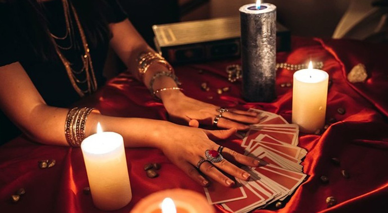 Οι Ρώσοι νομοθέτες χαρίζονται στις «μάγισσες» – Δεν θα διώκονται