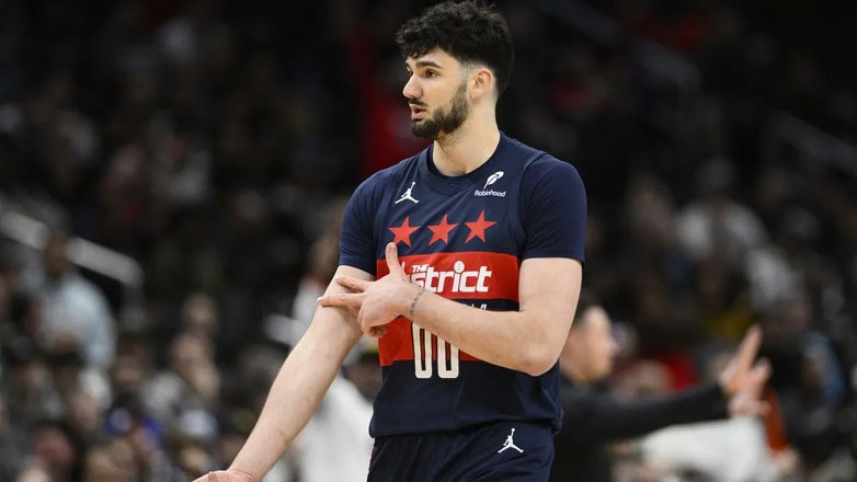 Μπάσκετ: Ο Τρίσταν Βούκσεβιτς επέλεξε την Εθνική Σερβίας