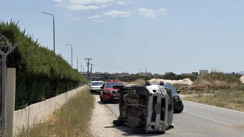 Αυτοκίνητο τούμπαρε στη Λάρισα