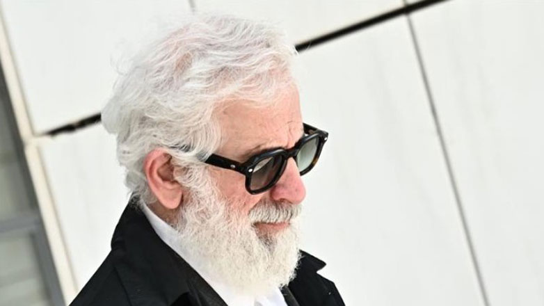 Ο ηθοποιός που … «αποθεώνει» τον Φιλιππίδη