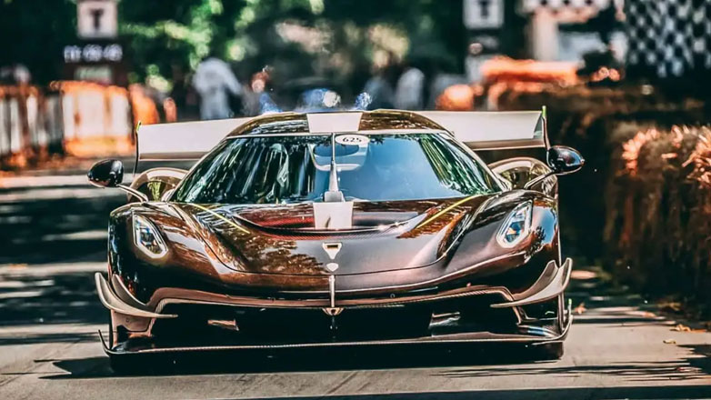 Η Koenigsegg Sadair’s Spear, έγινε το ταχύτερο μοντέλο παραγωγής στην ιστορία του Goodwood FoS (Βίντεο)