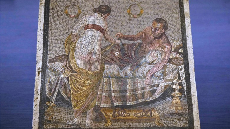 Επιστρέφει στην Πομπηία ρωμαϊκό ψηφιδωτό το οποίο είχε κλέψει αξιωματικός των Ναζί Επιστρέφει στην Πομπηία ρωμαϊκό ψηφιδωτό το οποίο είχε κλέψει αξιωματικός των Ναζί