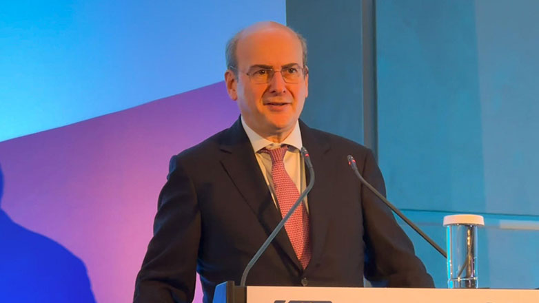 Χατζηδάκης: Μειώσεις φόρων, εξωστρέφεια, χωροταξικό και περιορισμός της γραφειοκρατίας οι προτεραιότητες