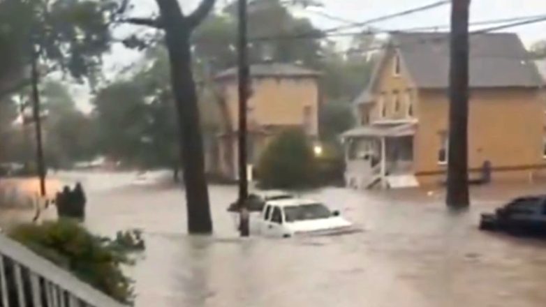 Συγκλονιστικά βίντεο από τις πλημμύρες στο Νιού Τζέρσεϊ και τη Νέα Υόρκη – Δύο νεκροί