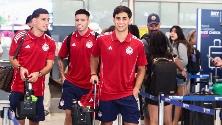 Ο Ολυμπιακός «πέταξε» για την Ολλανδία