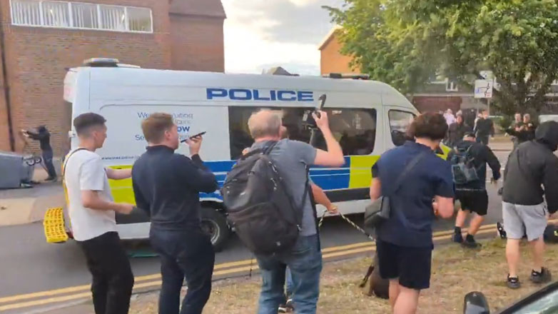 Βρετανία: Σε συναγερμό η αστυνομία του Έσεξ λόγω βίαιων επεισοδίων