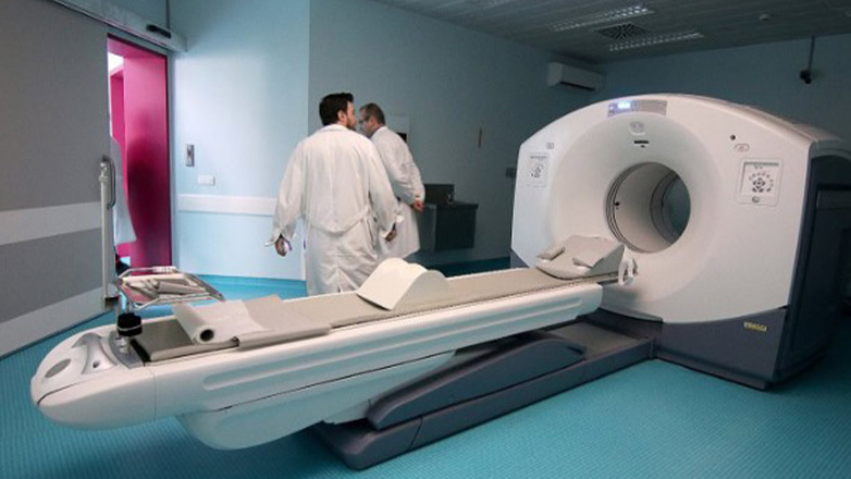 Θρίλερ με μαγνητικό τομογράφο που «ρούφηξε» 61χρονο