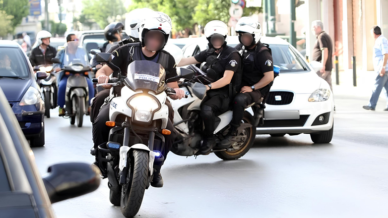 Συλλήψεις αστυνομικών για διακίνηση ναρκωτικών