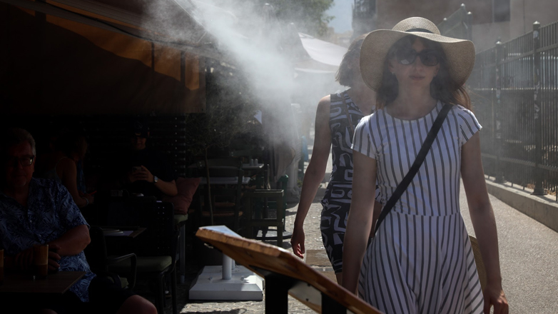 Ισχυρός καύσωνας με 44αρια την ημέρα και 35αρια τα μεσάνυχτα