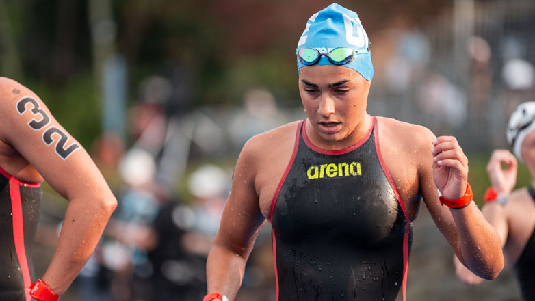 Κολύμβηση ανοιχτής θάλασσας: Ως τον ημιτελικό των 3χλμ. νοκ-άουτ σπριντ έφτασαν Κυνηγάκης και Μακρή