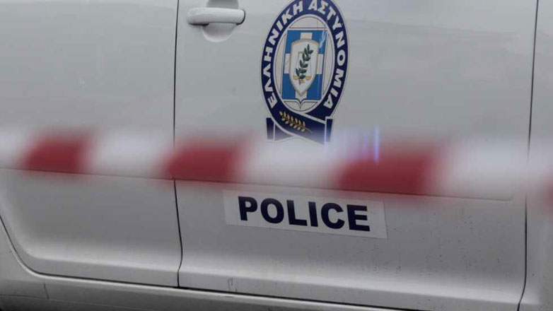 Βρέθηκε σορός γυναίκας σε ταράτσα πολυκατοικίας