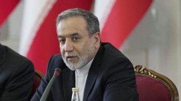 Ιράν: Ο ΥΠΕΞ Αραγτσί λέει ότι η Τεχεράνη δεν θα σταματήσει τον εμπλουτισμό ουρανίου