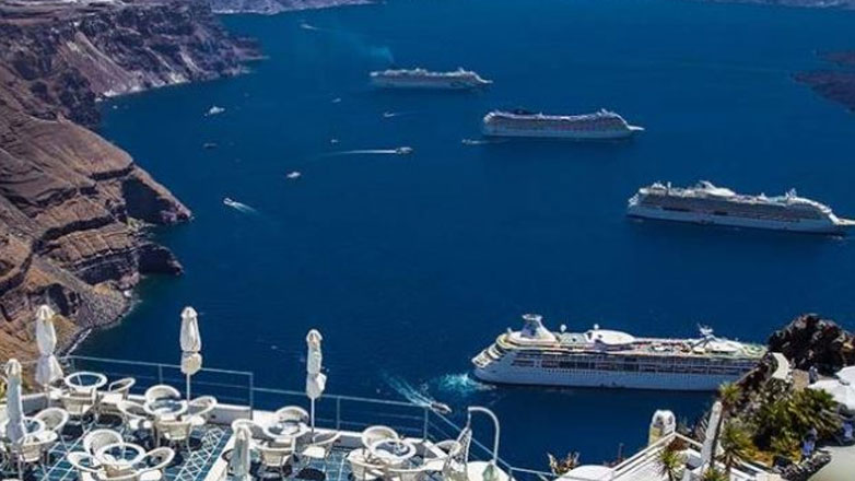 Τέλος Κρουαζιέρας 20 ευρώ από σήμερα σε Μύκονο και Σαντορίνη