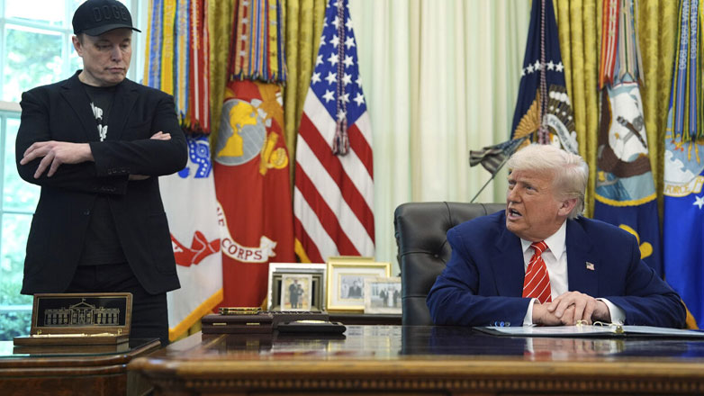 Καταστροφικό σε βάθος 10ετίας για τις ΗΠΑ το φορολογικό νομοσχέδιο Τραμπ