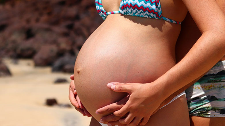 Καύσωνας: Τι πρέπει να προσέχετε στην εγκυμοσύνη