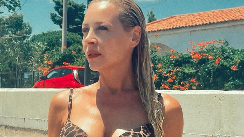 Φαίη Ξυλά: Ποζάρει με μπικίνι και εντυπωσιάζει με το κορμί της!