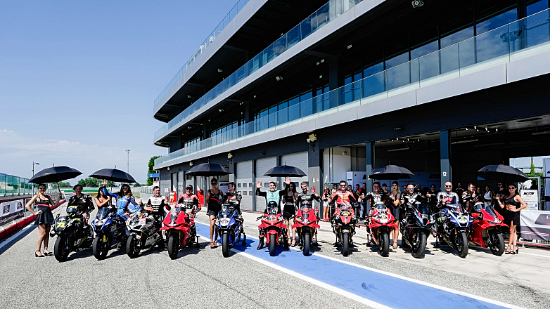 H Pro Day Experience είναι μια εκπληκτική εμπειρία για λίγους μοτοσυκλετιστές