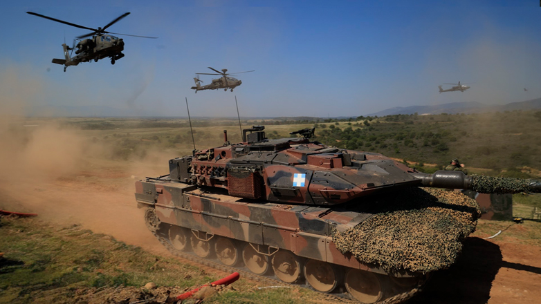 Δένδιας: «Θητεία μόνο στον Στρατό Ξηράς, αυξάνεται ο μισθός των στρατευμένων από 8 ευρώ σε 50 ως €100 ευρώ»