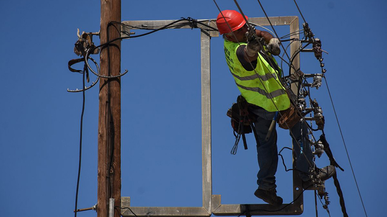 Γλυφάδα: Χωρίς ρεύμα μια ολόκληρη γειτονία εν μέσω καύσωνα