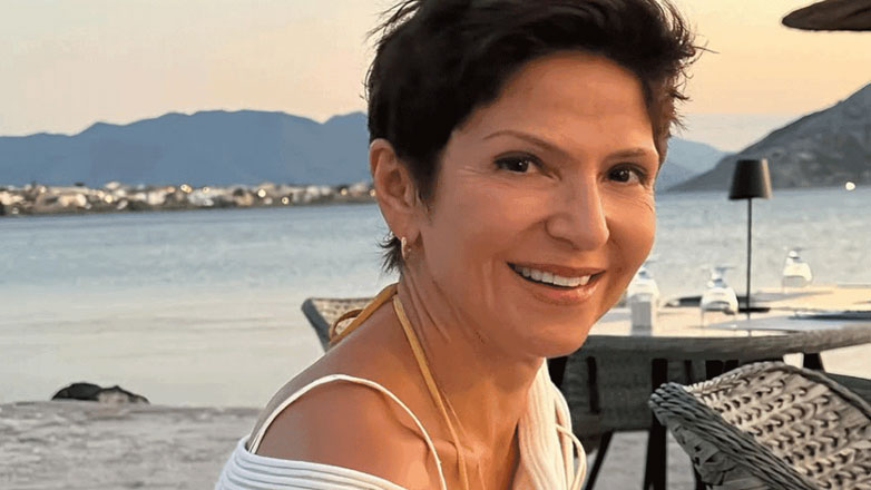 Η Ταμίλα Κουλίεβα ποζάρει με το μπικίνι της και εντυπωσιάζει με τις αναλογίες της!